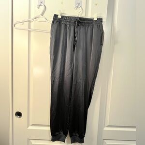 𝓖𝓻𝓪𝓹𝓱𝓲𝓣𝓮 𝓢𝓪𝓣𝓲𝓷 𝓳𝓸𝓰𝓰𝓮𝓻𝓢